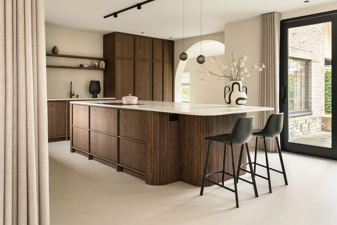 Donker Houten keuken op maat Eindhoven