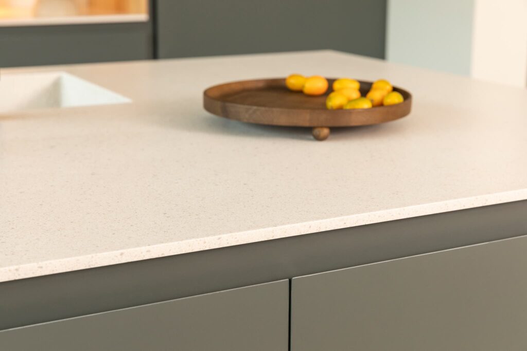 The Modern Verde · Moderne keuken op maat Eindhoven