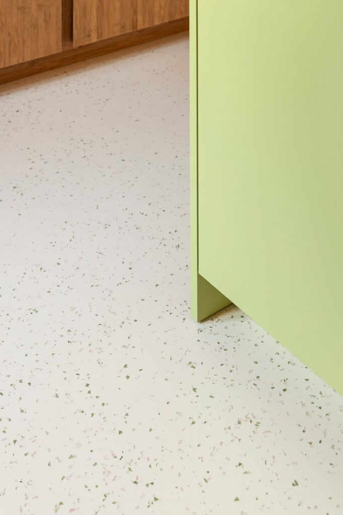 Handgemaakte Retro keuken op maat · Sweet piece of Lime · Houtwerff Eindhoven
