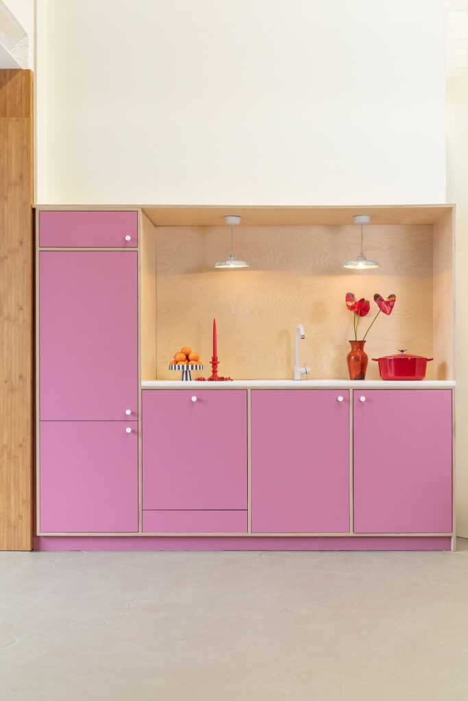 Rose keuken op maat · The Pink Dunes · Houtwerff