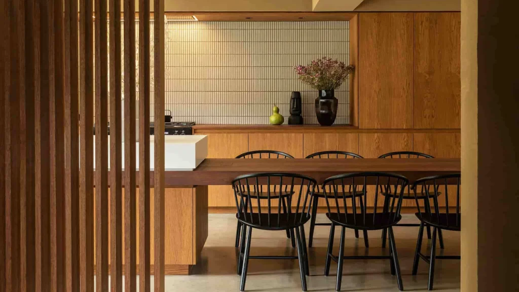 The Modern Oak