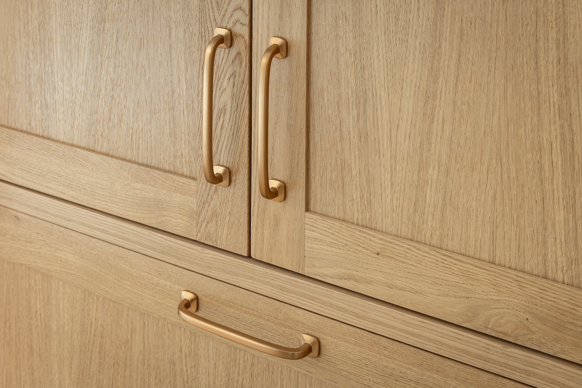 A Golden Heartwood · Klassieke eiken keuken Eindhoven 